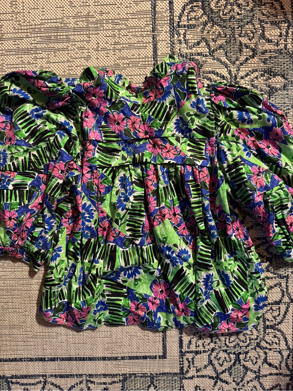 Hunter Bell Floral Ruffle Collar Puffy Sleeve Top Small